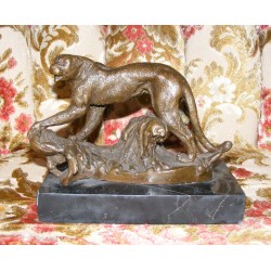 Puma, bronze sculpture with DOCS